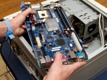 Réparation d'ordinateur sur la Rive-Sud, remplacement de la carte mère